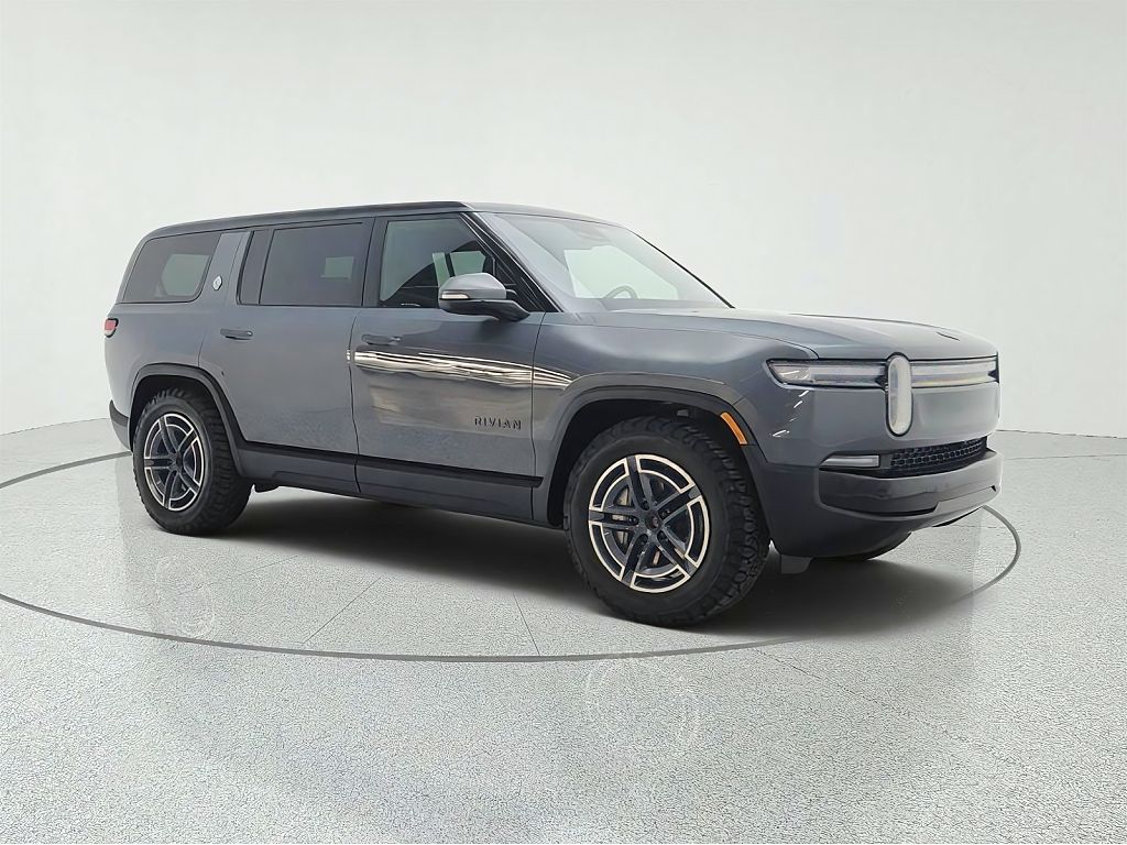 2025 Rivian R1S photo 1