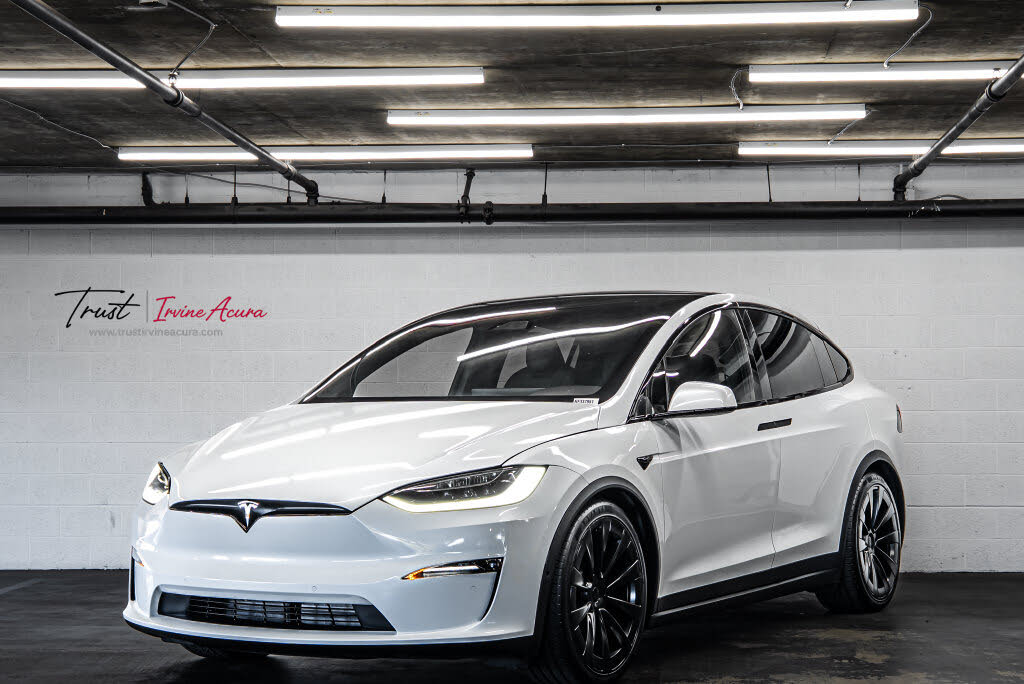 2022 Tesla Model X photo 1