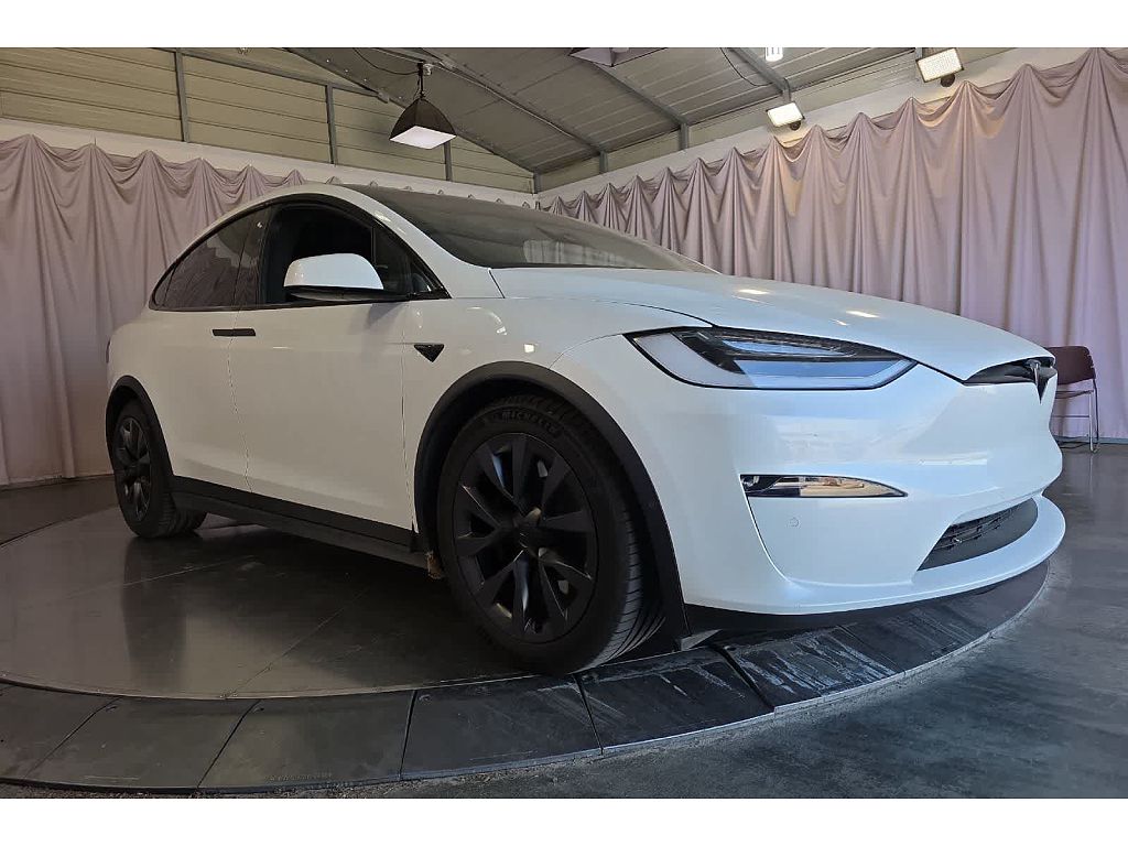 2022 Tesla Model X Plaid