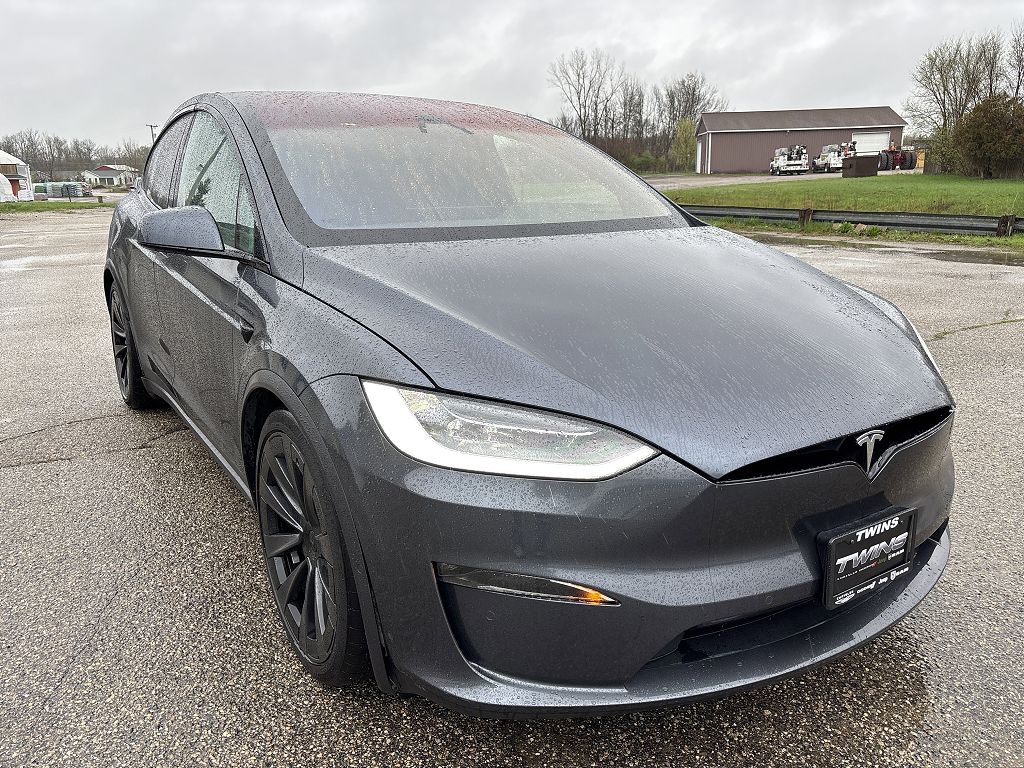 2022 Tesla Model X Plaid