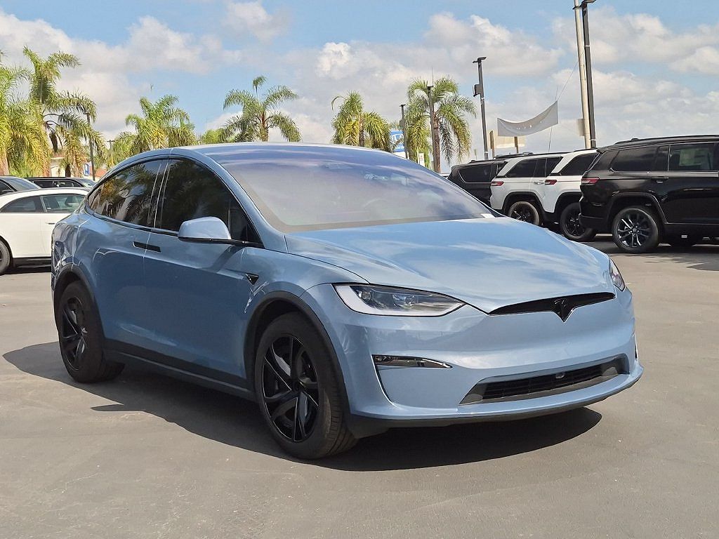 2026 Tesla Model X photo 1