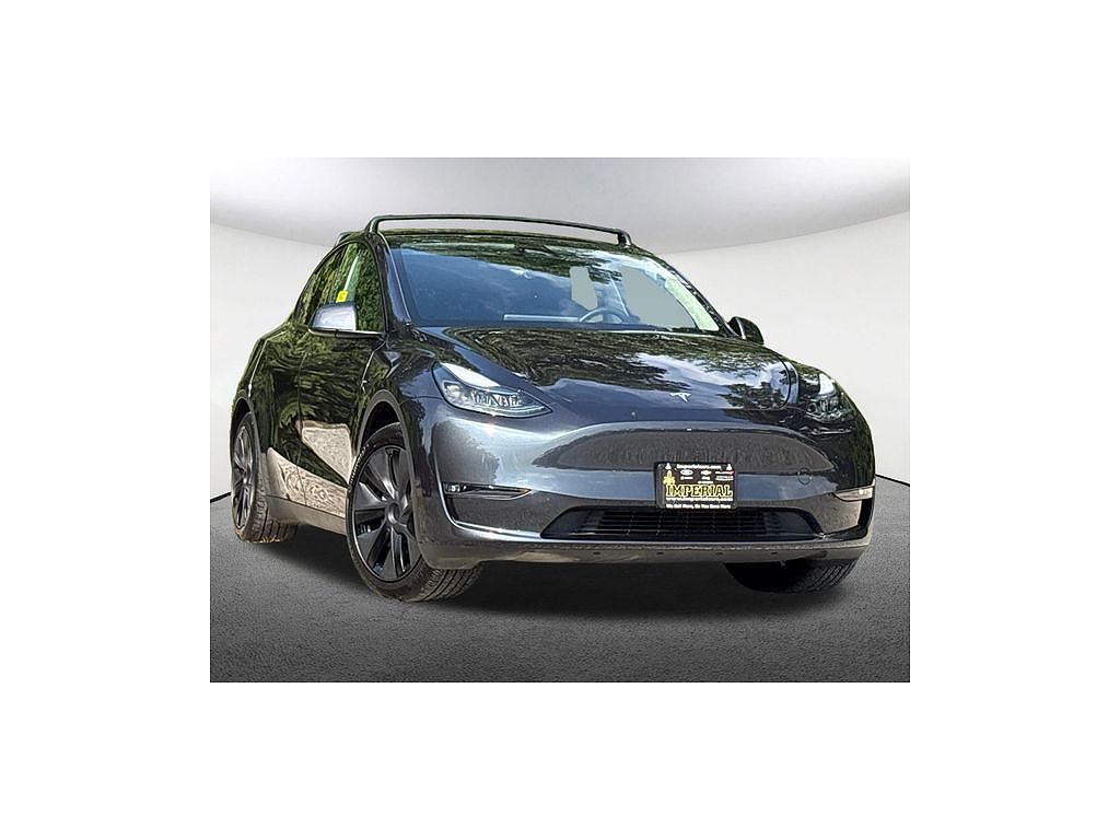 2025 Tesla Model Y Long Range
