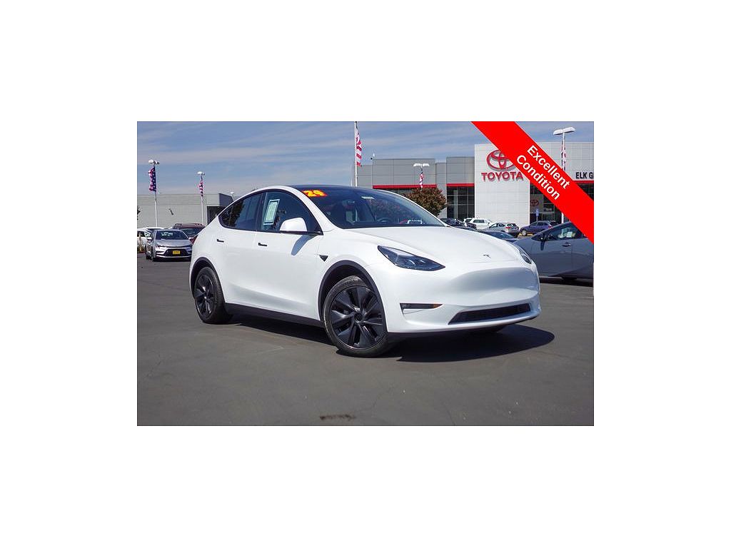 2024 Tesla Model Y Long Range