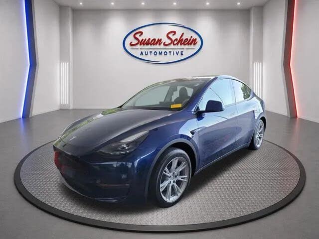 2023 Tesla Model Y Long Range