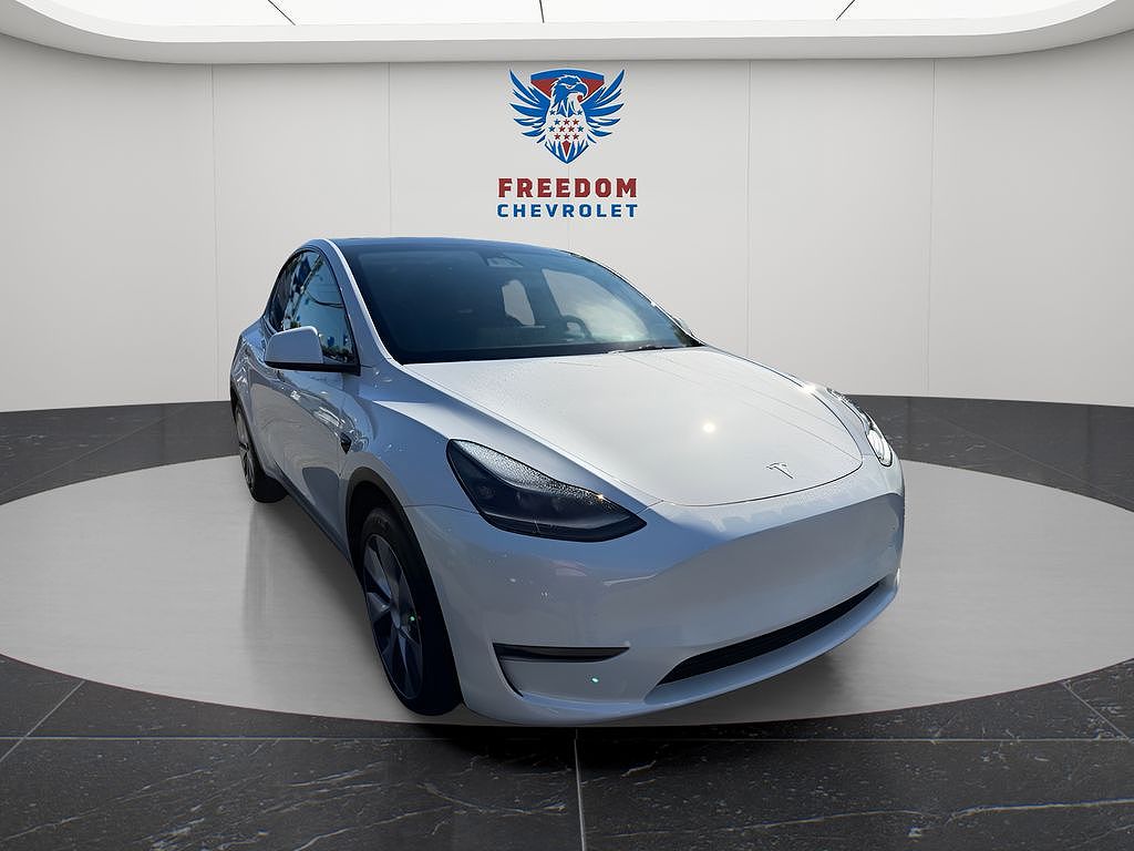 2023 Tesla Model Y Long Range