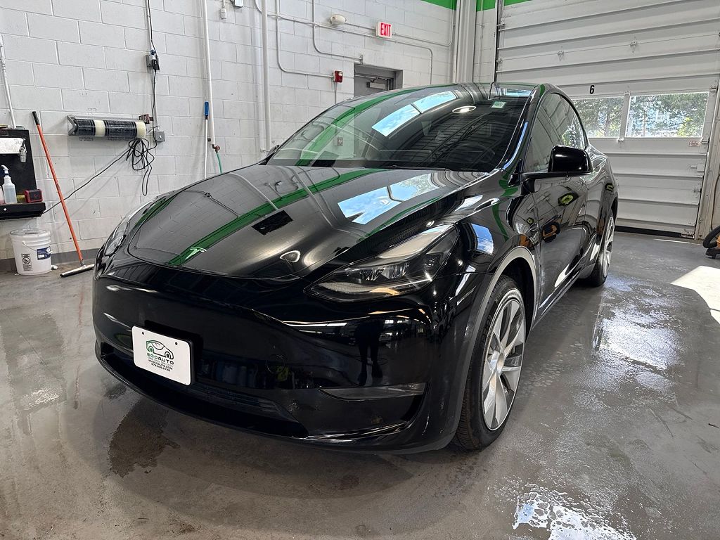 2023 Tesla Model Y Long Range