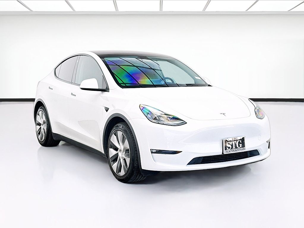 2023 Tesla Model Y Long Range