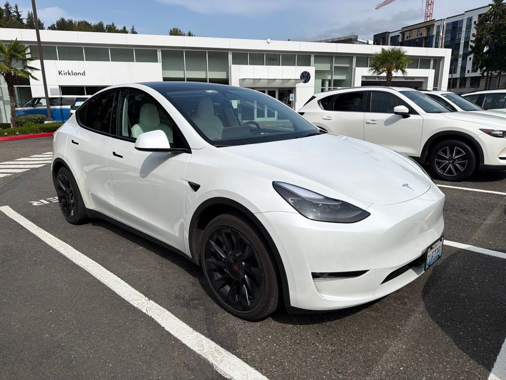 2024 Tesla Model Y Long Range