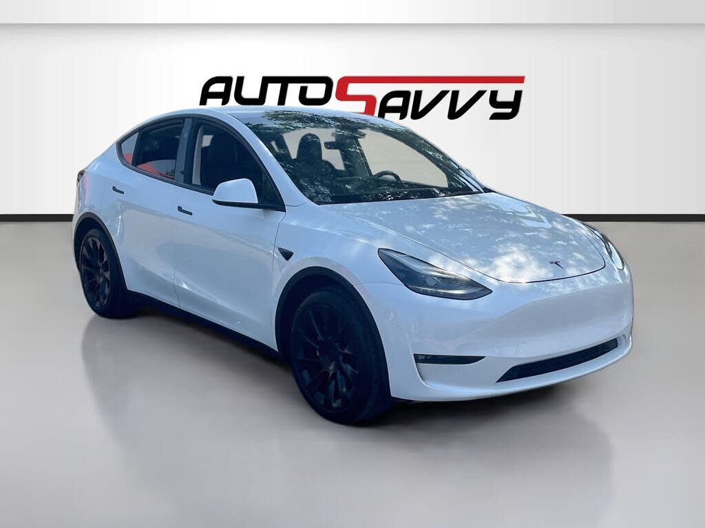 2025 Tesla Model Y Long Range
