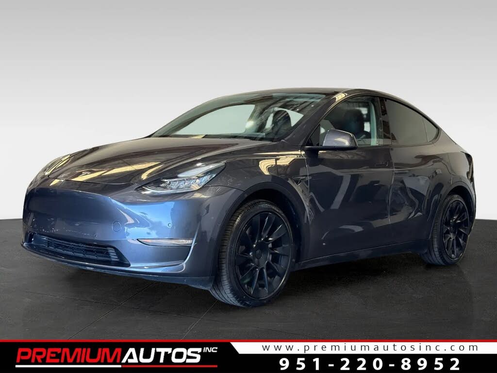 2023 Tesla Model Y photo 1