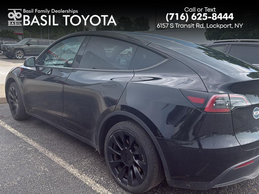 2023 Tesla Model Y Long Range