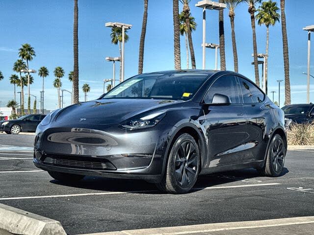 2024 Tesla Model Y Long Range