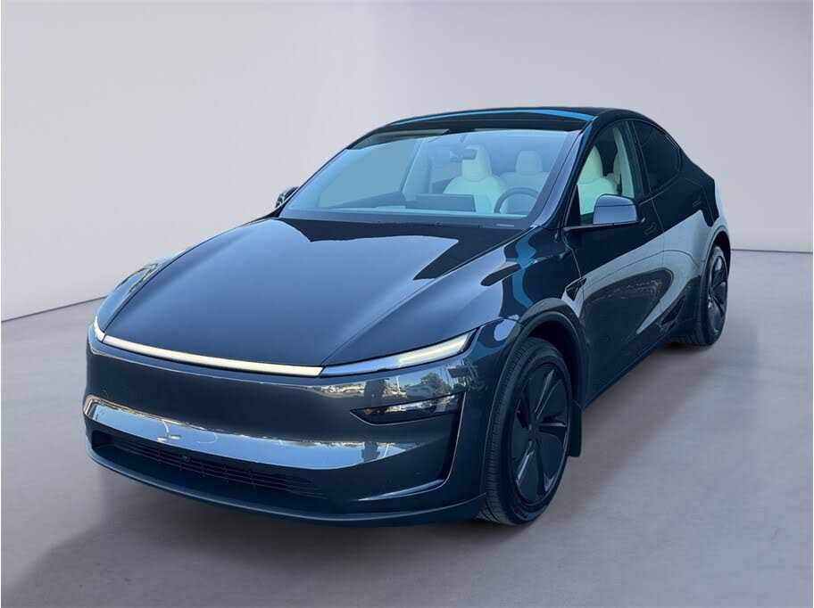 2026 Tesla Model Y photo 1