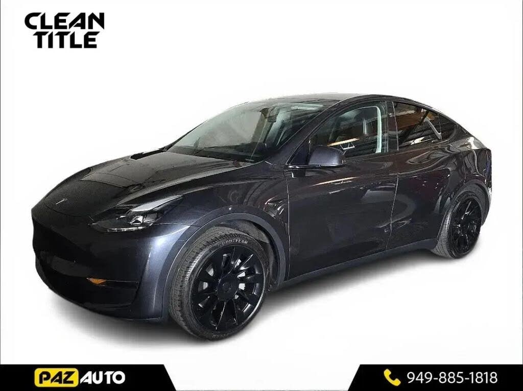 2024 Tesla Model Y photo 1