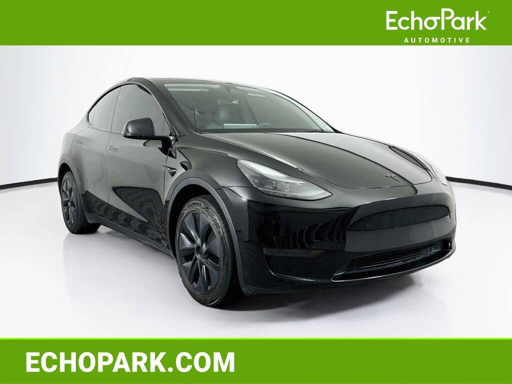 2024 Tesla Model Y photo 1