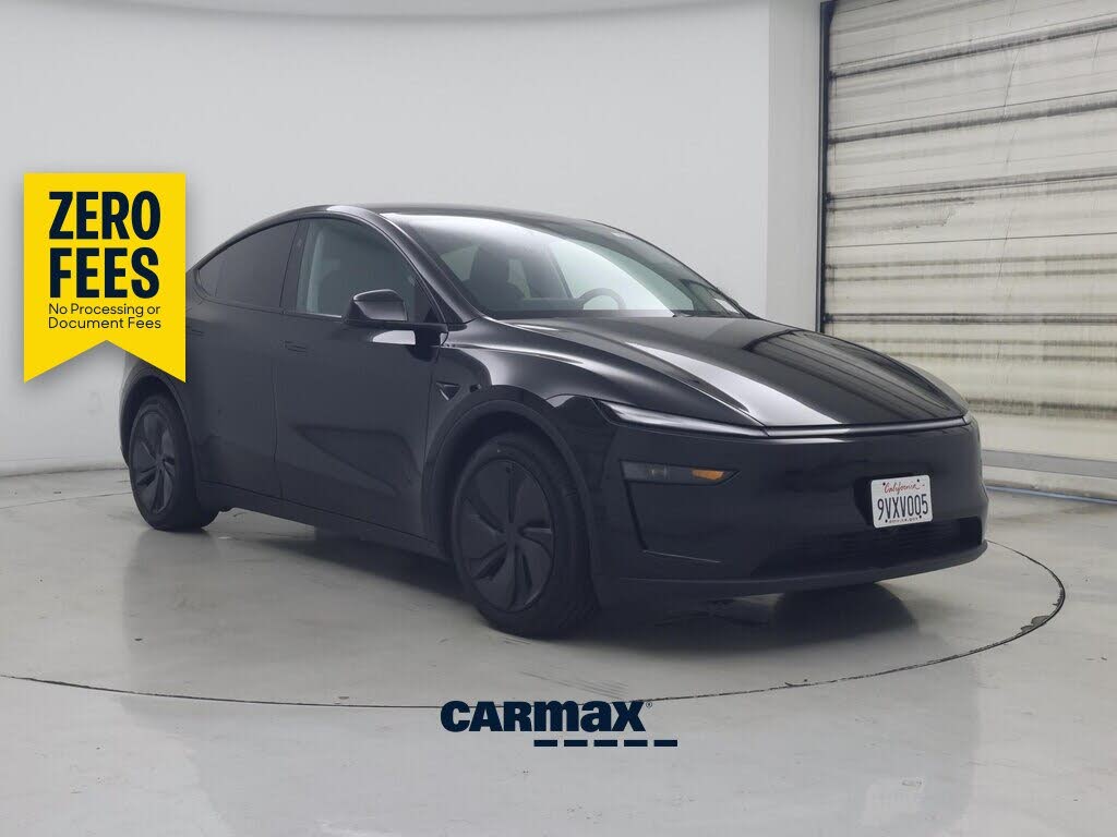 2026 Tesla Model Y photo 1