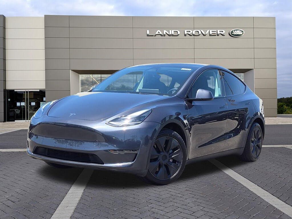 2025 Tesla Model Y Long Range
