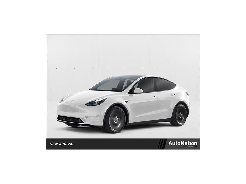 2024 Tesla Model Y photo 1