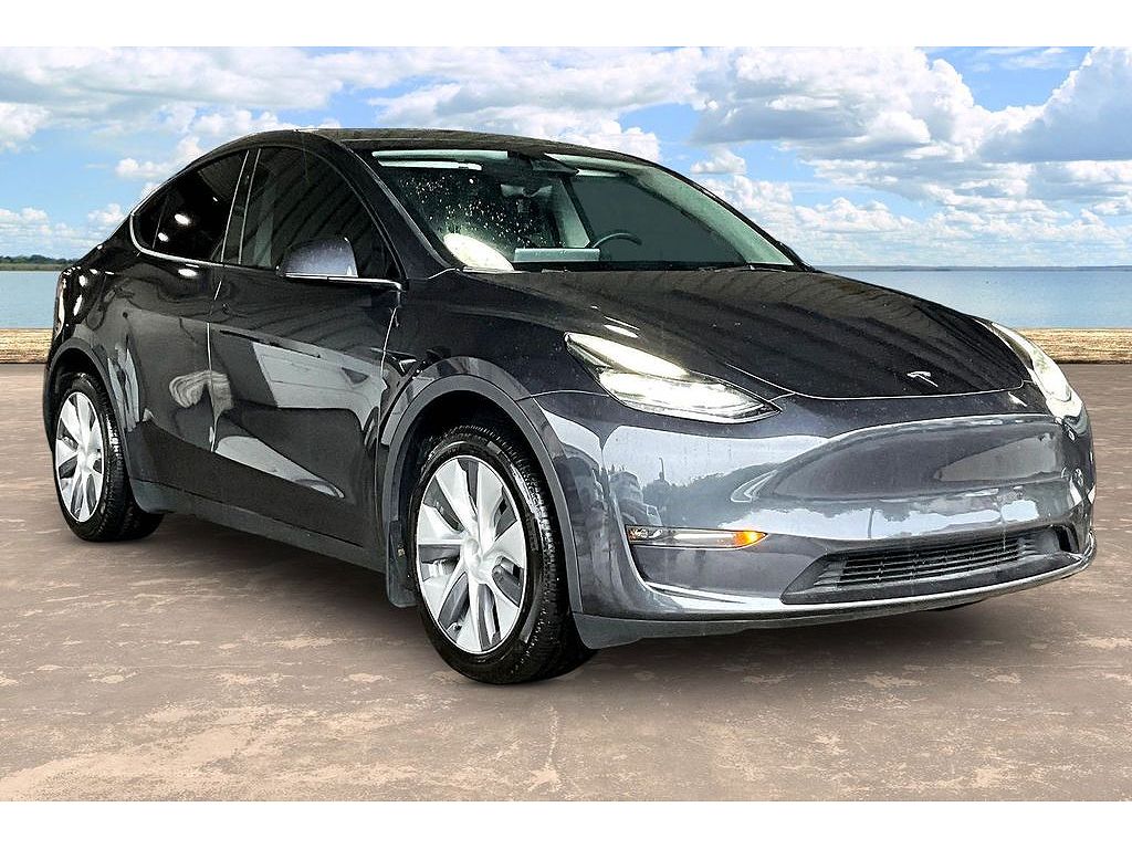 2024 Tesla Model Y Long Range