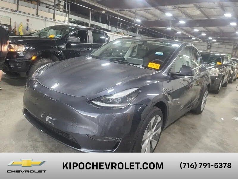 2024 Tesla Model Y Long Range