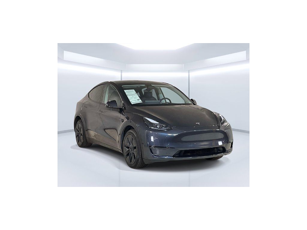 2024 Tesla Model Y Long Range