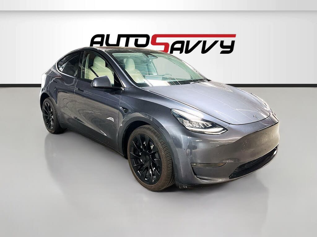 2023 Tesla Model Y Long Range