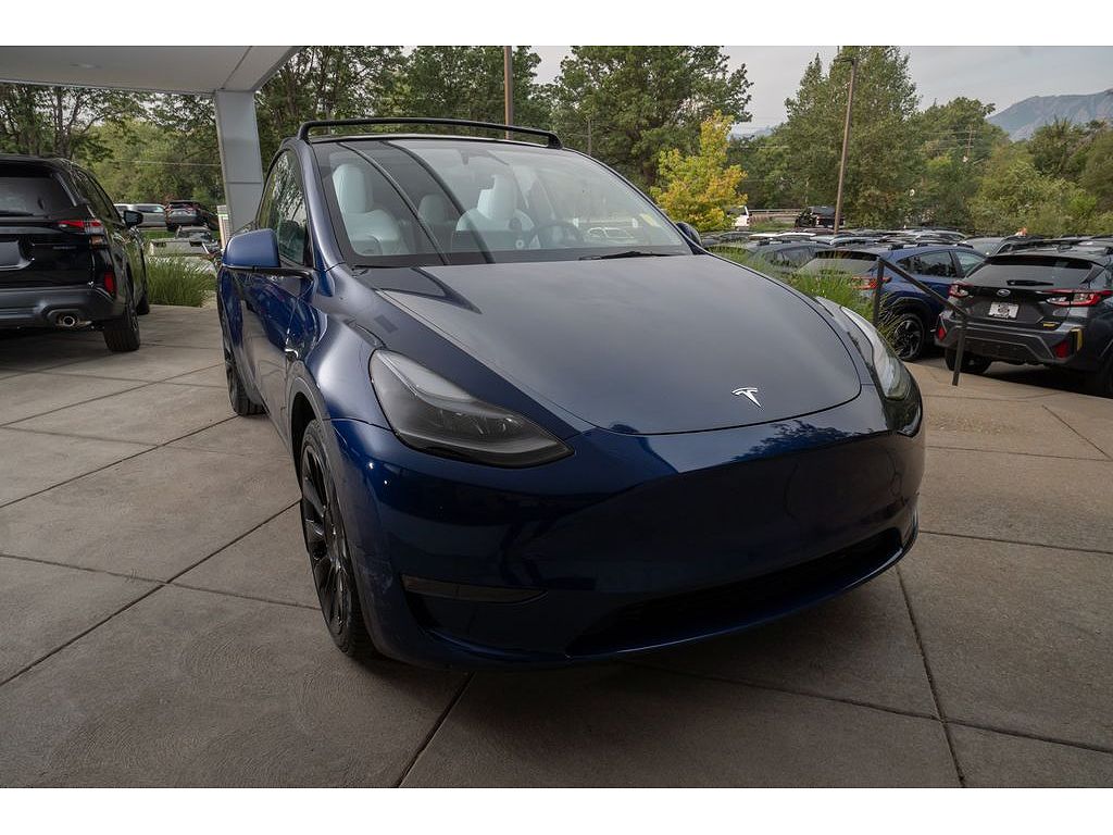 2023 Tesla Model Y Long Range