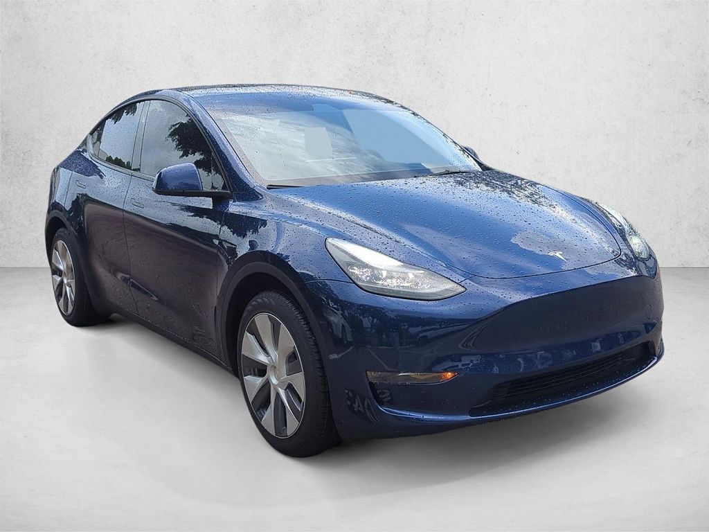 2024 Tesla Model Y Long Range