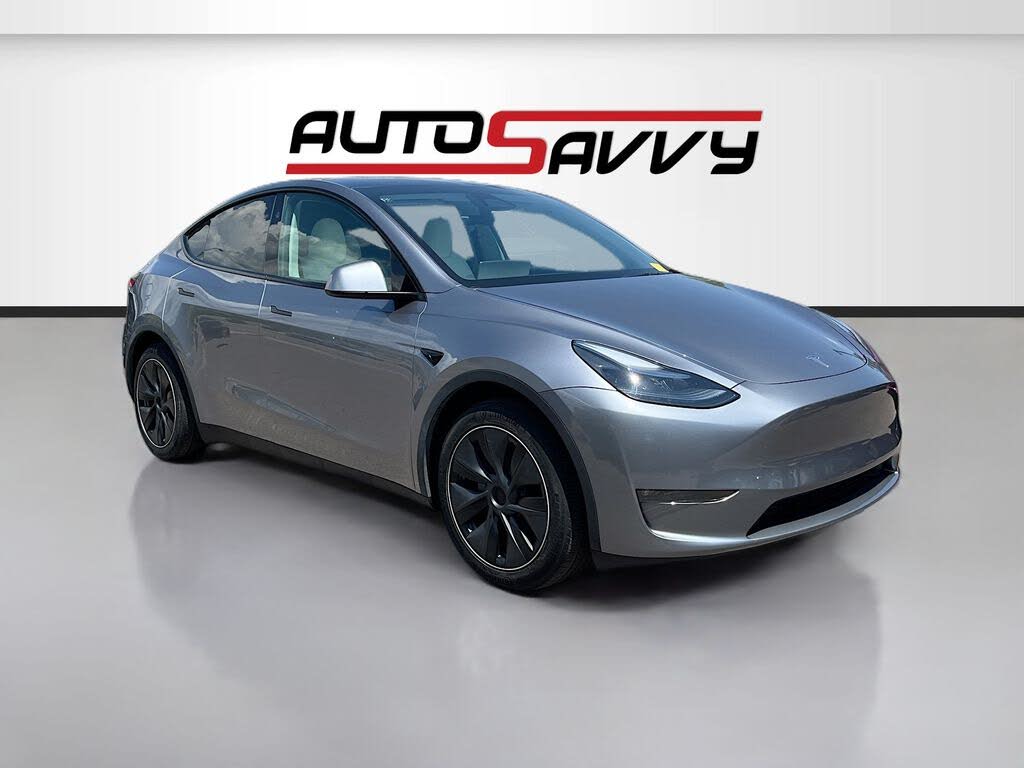2024 Tesla Model Y Long Range