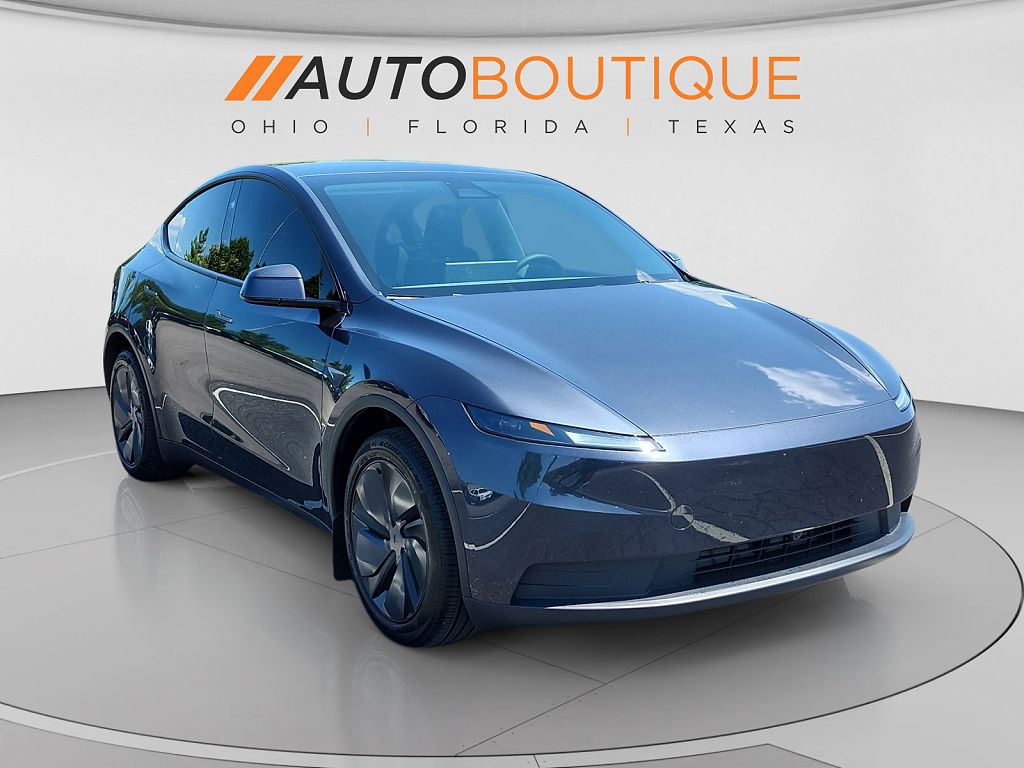 2026 Tesla Model Y Premium