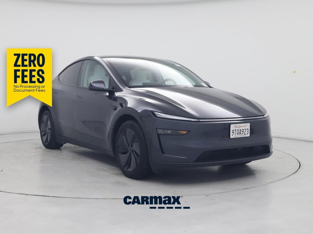2026 Tesla Model Y photo 1