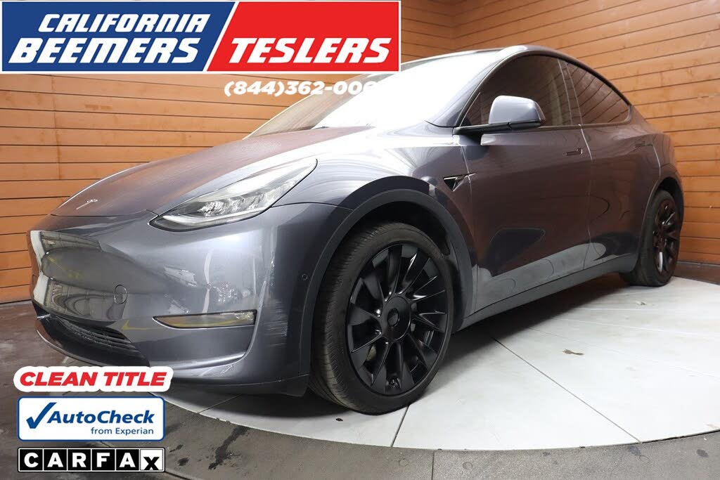 2022 Tesla Model Y photo 1