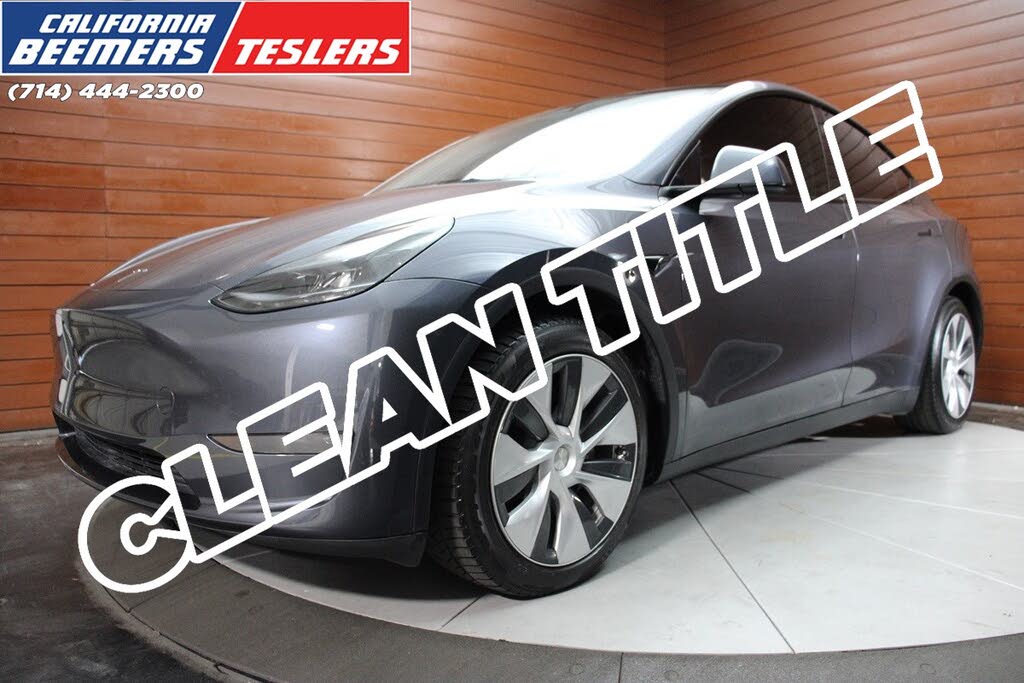2023 Tesla Model Y photo 1