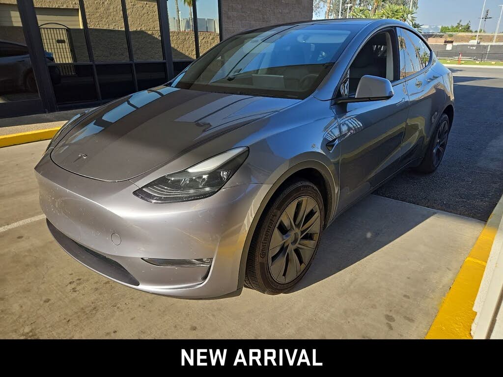 2024 Tesla Model Y Long Range