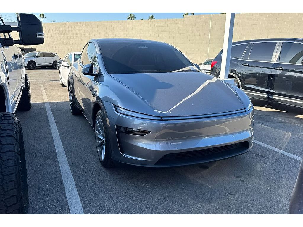 2026 Tesla Model Y photo 1