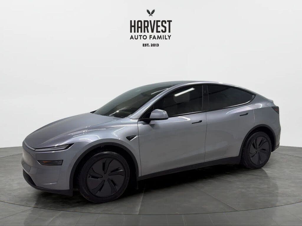 2026 Tesla Model Y Standard Sport Utility 4D