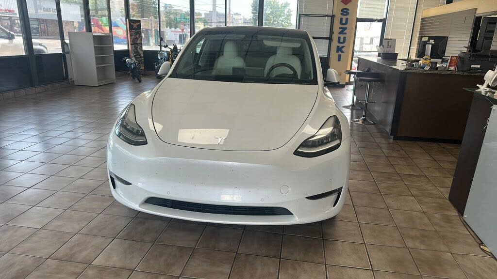 2022 Tesla Model Y Long Range