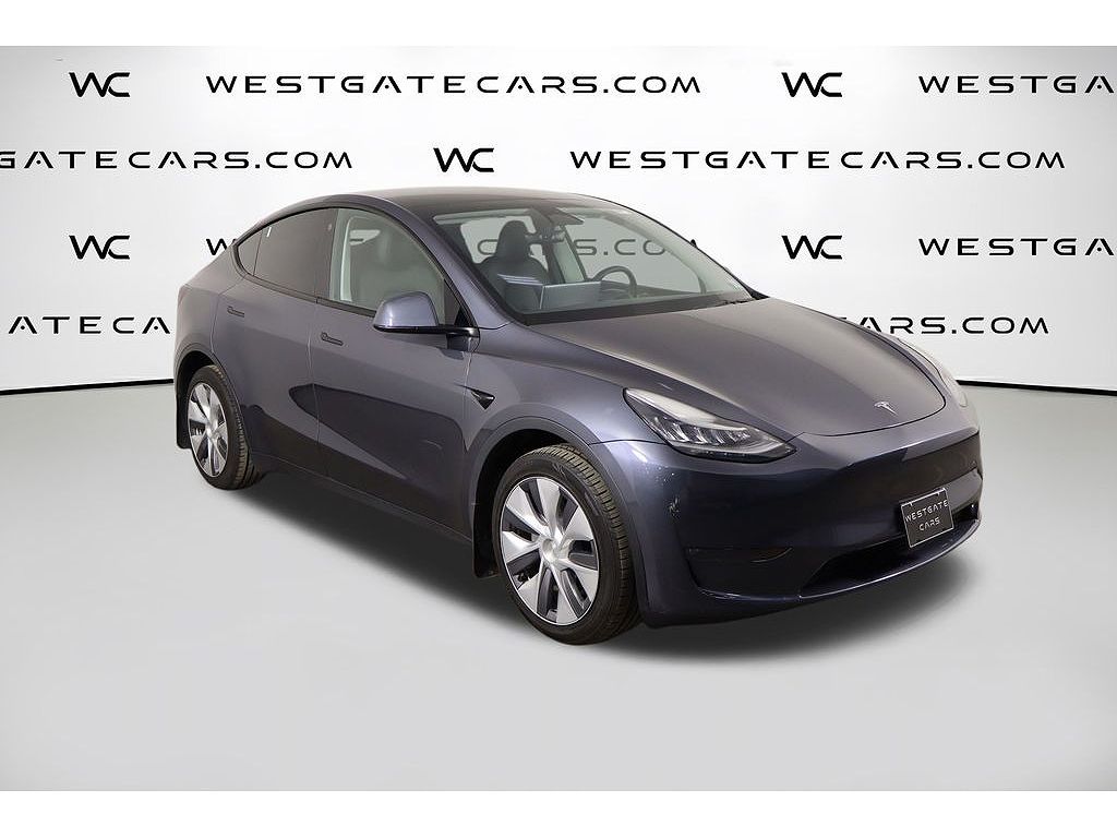 2023 Tesla Model Y Long Range