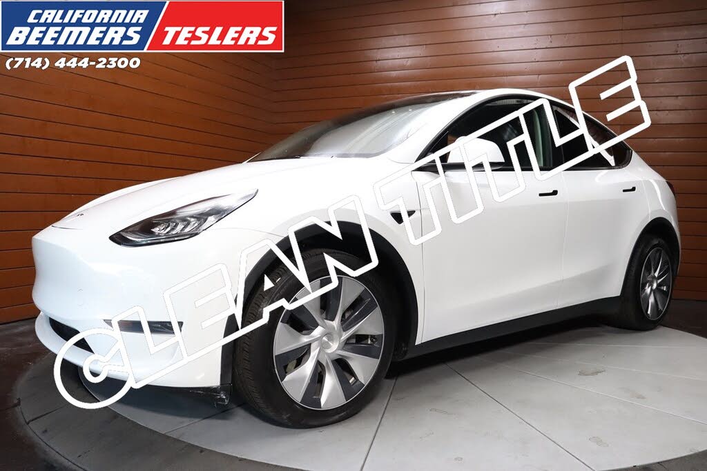 2023 Tesla Model Y photo 1