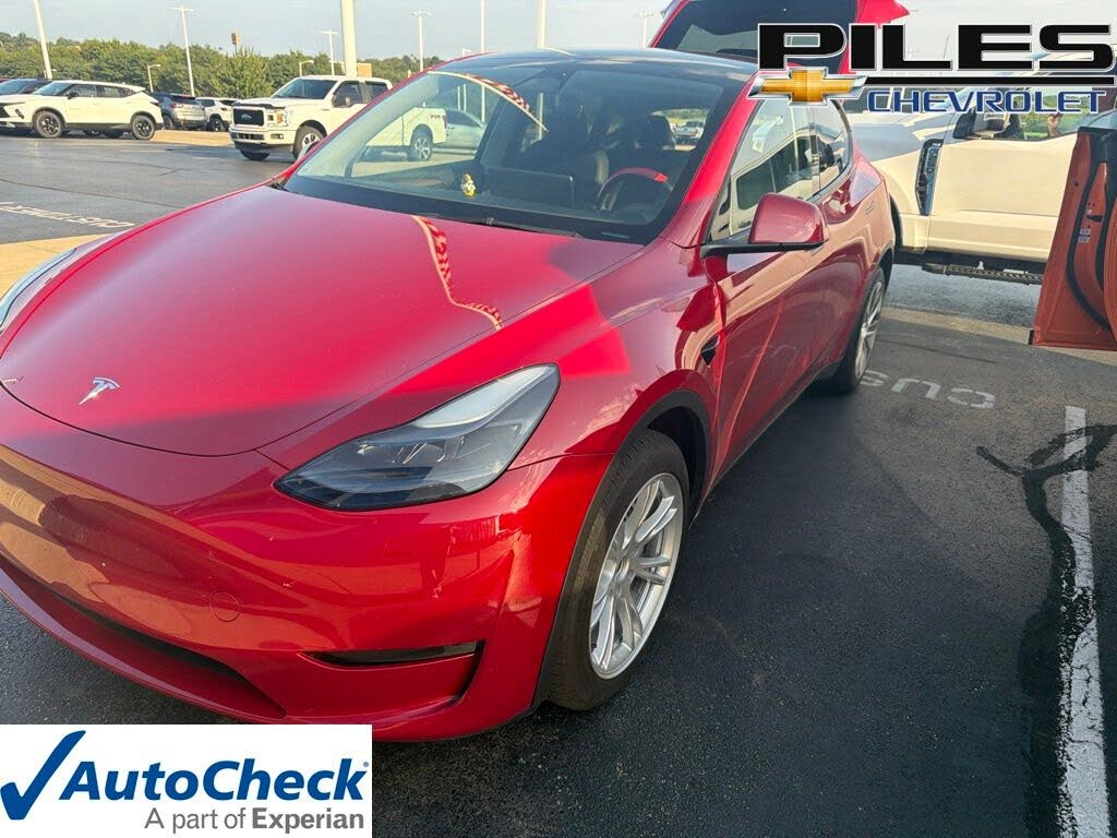 2023 Tesla Model Y Long Range