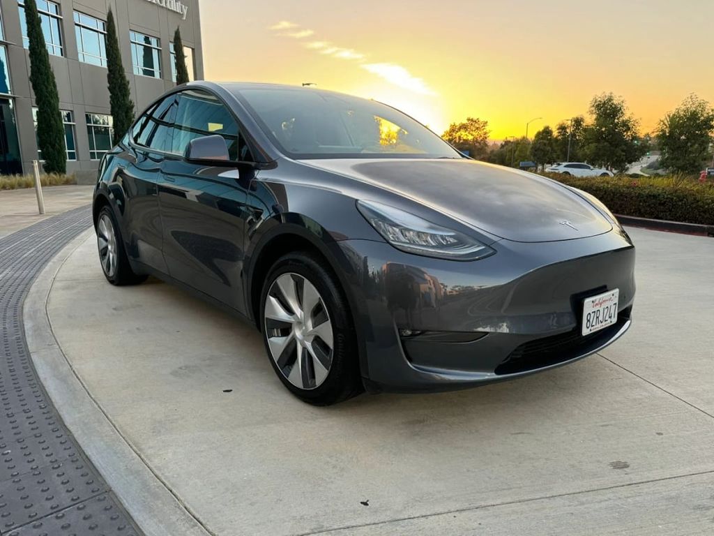 2024 Tesla Model Y Long Range