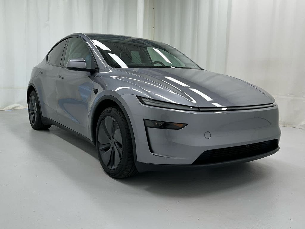 2026 Tesla Model Y Premium
