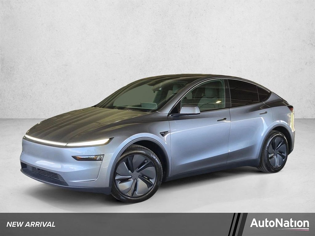 2026 Tesla Model Y Premium