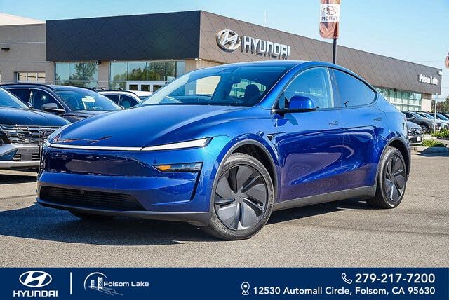 2026 Tesla Model Y Premium