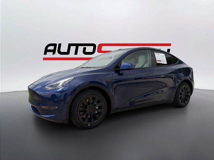 2023 Tesla Model Y Long Range