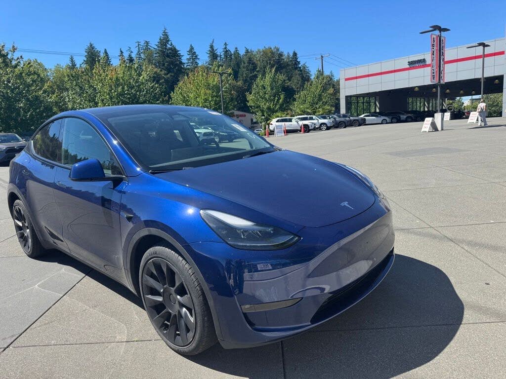 2023 Tesla Model Y Long Range