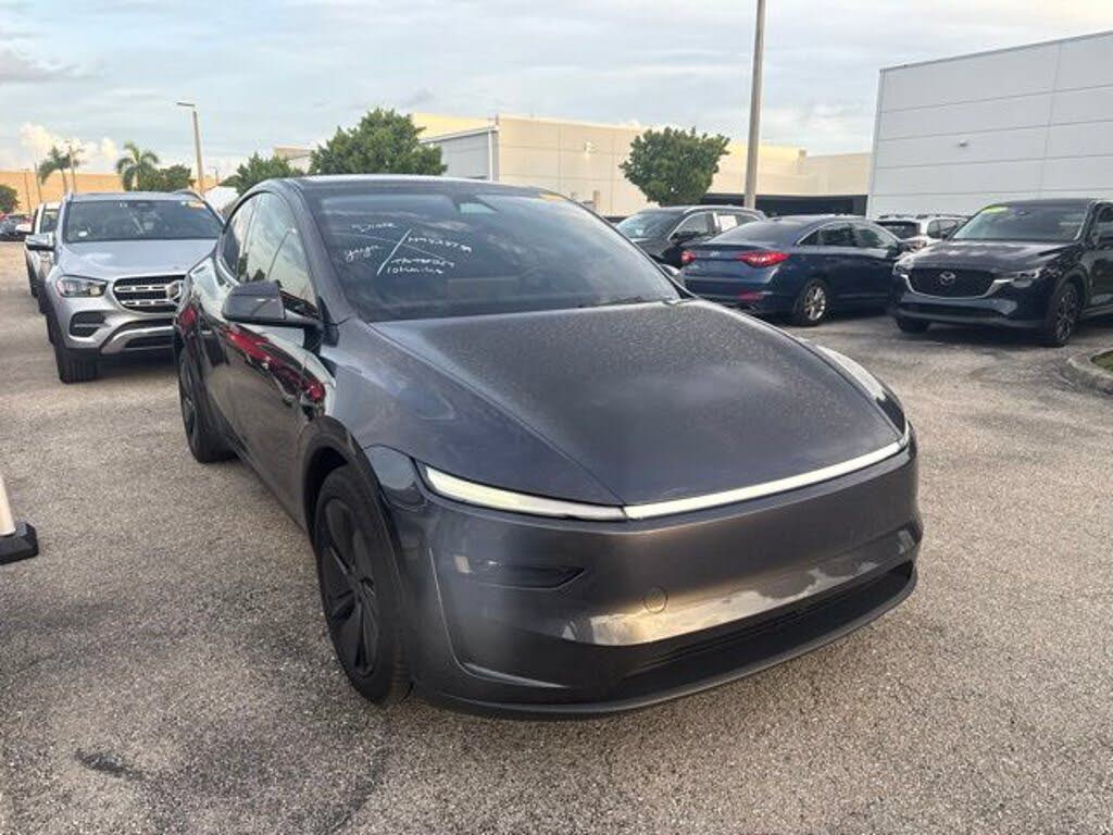 2026 Tesla Model Y Premium
