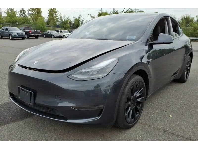 2024 Tesla Model Y Long Range