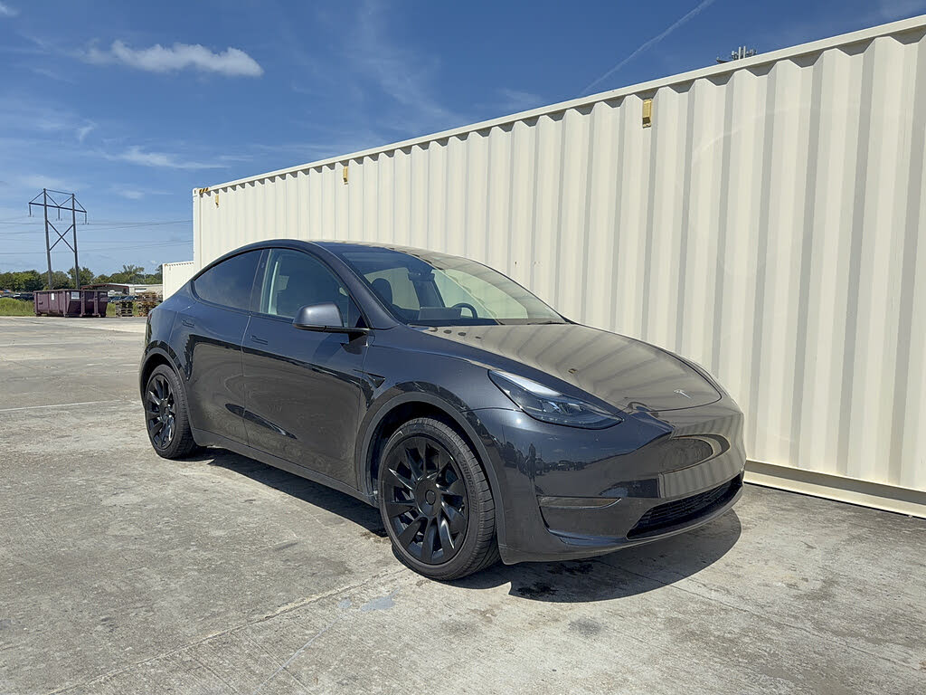 2024 Tesla Model Y Long Range