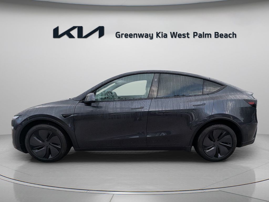 2026 Tesla Model Y Premium